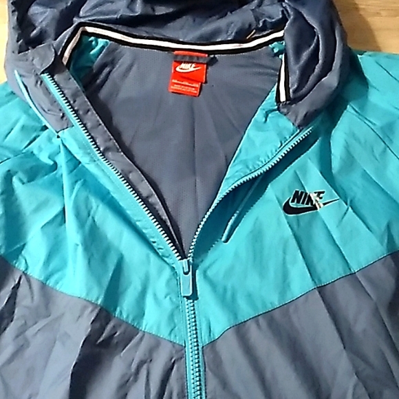 Men's vintage Nike jacket - Picture 2 of 2